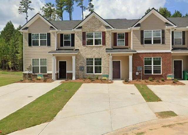 Property at 2640 Parrish Ct, Lithonia, FL 33038, 3 beds, 2.5 baths
