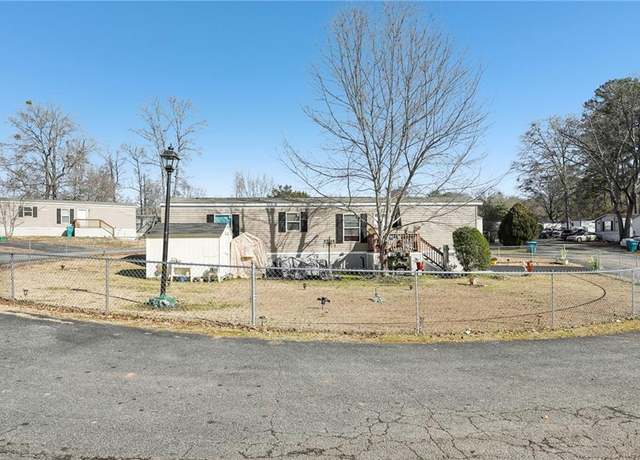 Property at 127 Cambridge Ct, Hampton, GA 30228, 2 beds, 2 baths