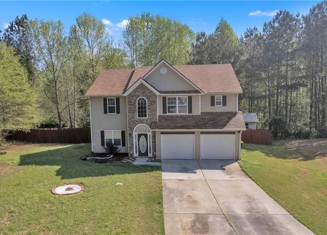Property at 7228 Silverleaf Cir, Fairburn, GA 30213, 3 beds, 2.5 baths