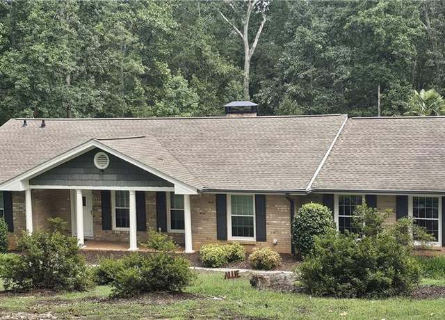 Property at 713 Lauren Cir, Lawrenceville, GA 30043, 3 beds, 3 baths