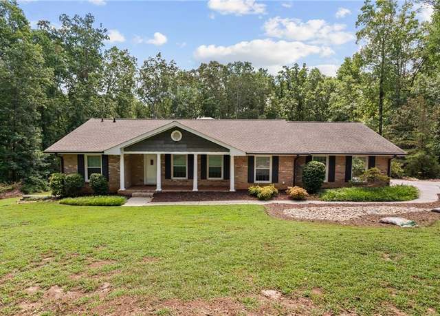 Property at 713 Lauren Cir, Lawrenceville, GA 30043, 3 beds, 3 baths