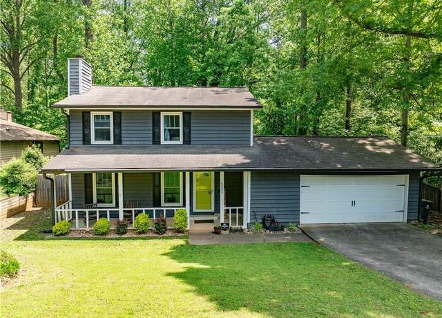 Property at 555 Creekwood Xing, Roswell, GA 30076, 3 beds, 2.5 baths