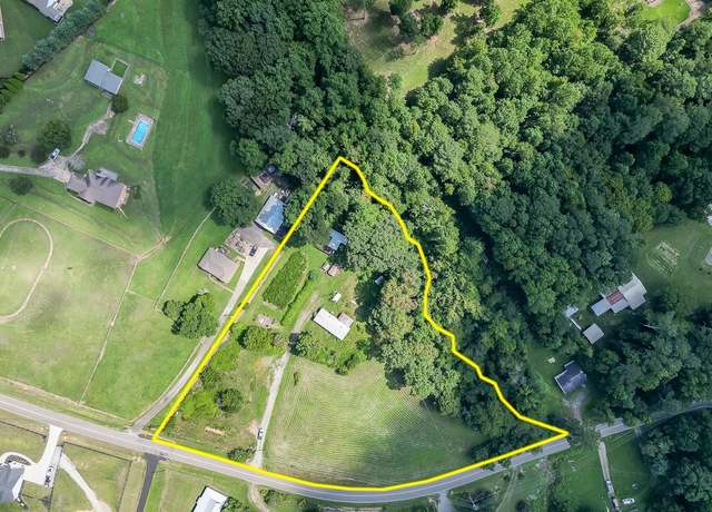 Property at 3340 Chamblee Gap Rd, Cumming, GA 30040, 3 beds, 2 baths