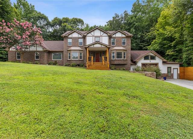 Property at 3996 Spalding Ln, Atlanta, GA 30350, 6 beds, 4 baths