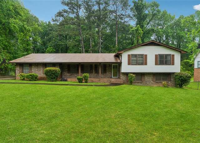 Property at 2255 Chippewa Dr, Riverdale, GA 30296, 4 beds, 2 baths