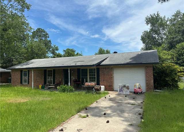 Property at 662 Mahoney Rd, Hinesville, GA 31313, 3 beds, 2 baths