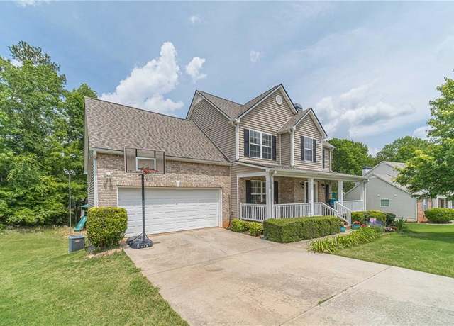 Property at 711 Wellington Dr, Monroe, GA 30655, 4 beds, 2.5 baths