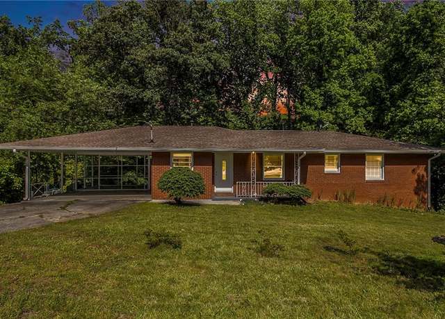 Property at 3055 Henderson Mill Rd, Atlanta, GA 30341, 3 beds, 1.5 baths