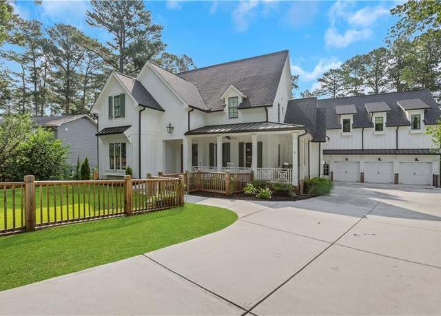 Property at 4250 Summit Dr, Marietta, GA 30068, 7 beds, 6.5 baths