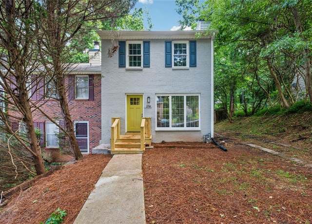 Property at 2780 Northwood Ct SW, Marietta, GA 30060, 2 beds, 1.5 baths
