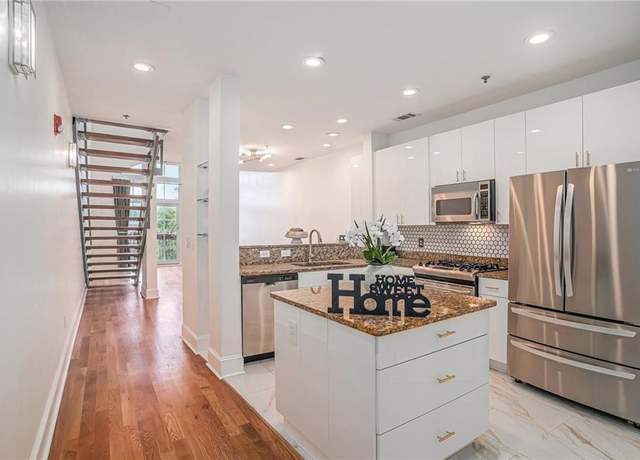 Property at 1253 Caroline St NE #229, Atlanta, GA 30307, 2 beds, 2.5 baths