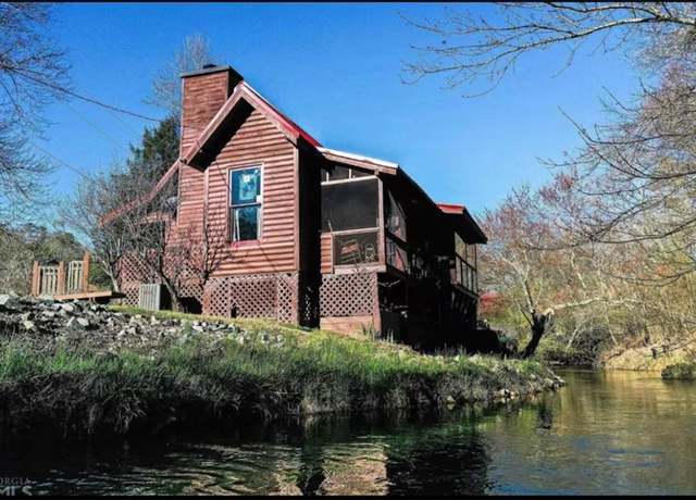 Property at 64 Bear Lake Dr, Blue Ridge, GA 30513, 3 beds, 2.5 baths