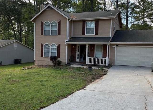 Property at 230 Blue Heron Dr, Jonesboro, GA 30238, 3 beds, 2.5 baths