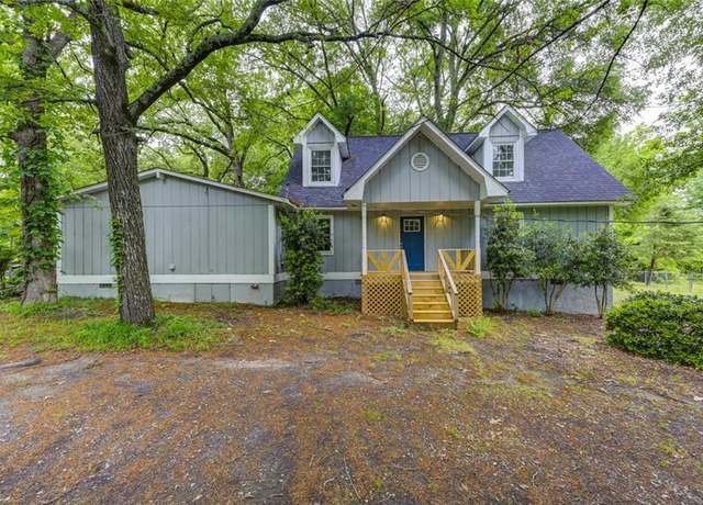 Property at 23 Club Dr, Locust Grove, GA 30248, 5 beds, 3 baths