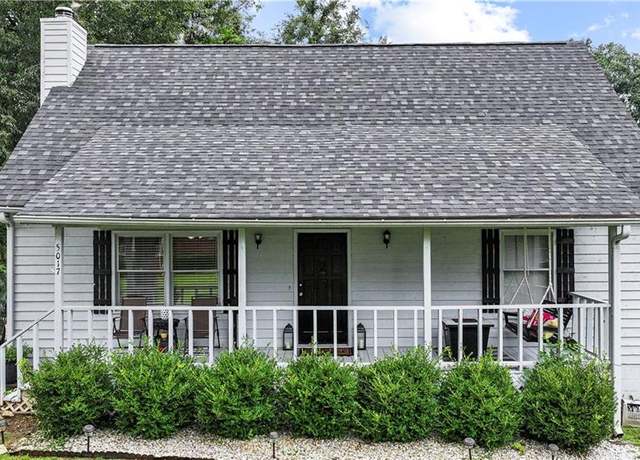 Property at 5017 Valley St, Oakwood, GA 30566, 4 beds, 2 baths