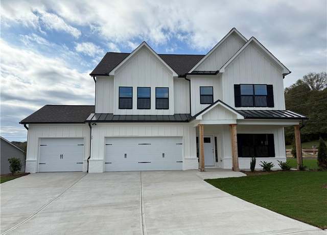 Property at 24 Hidden Fields Way, Hoschton, GA 30548, 5 beds, 4 baths