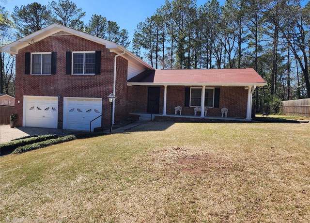 Property at 2117 Chestnut Hill Cir, Decatur, GA 30032, 3 beds, 2.5 baths