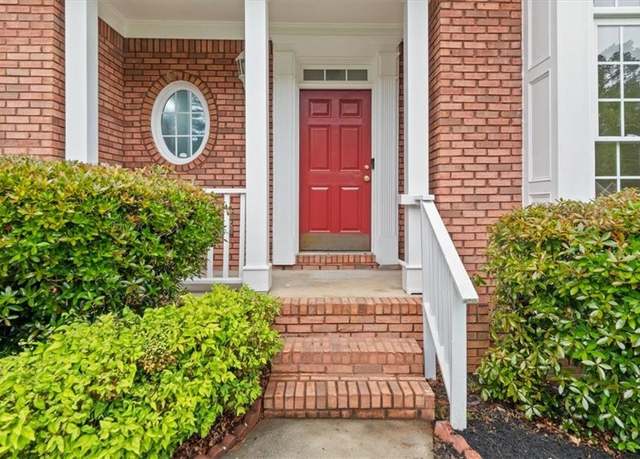 Property at 3270 Golfe Links Dr, Snellville, GA 30039, 4 beds, 2.5 baths