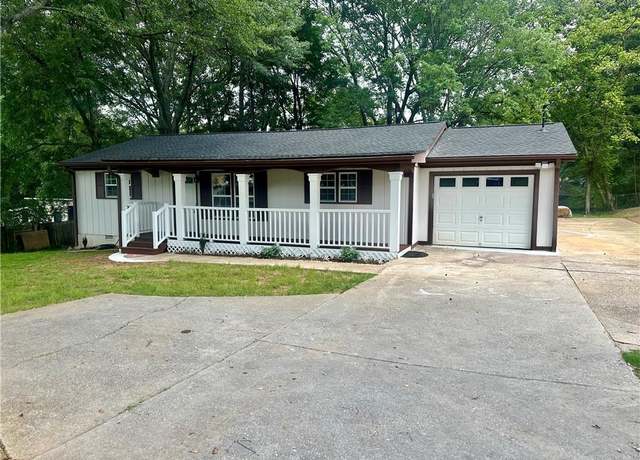 Property at 256 New Hope Rd, Lawrenceville, GA 30046, 3 beds, 2 baths