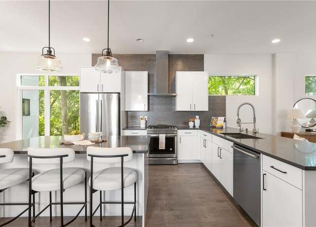 Property at 292 Gordon Ave NE Unit F, Atlanta, GA 30307, 3 beds, 3.5 baths