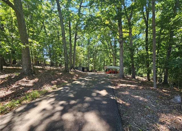 Property at 6970 Shady Grove Rd, Cumming, GA 30041