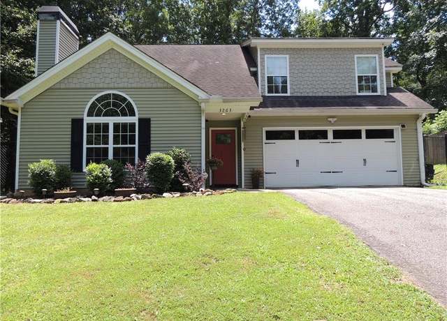 Property at 3263 Shuler Rd, Gainesville, GA 30506, 3 beds, 2.5 baths