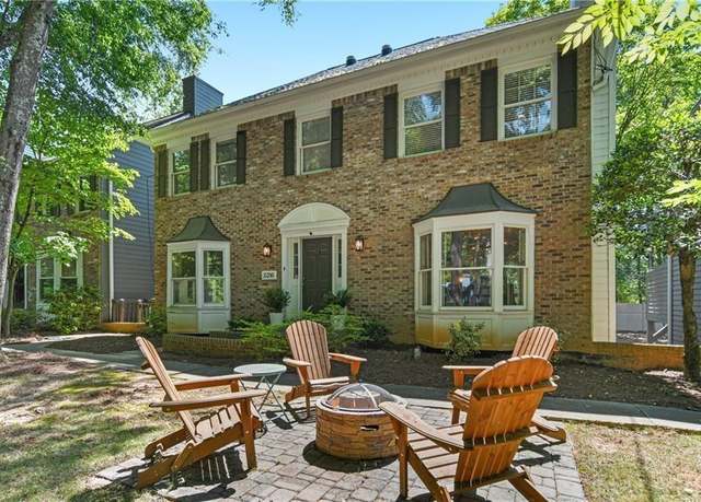 Property at 2316 Defoors Ferry Rd NW, Atlanta, GA 30318, 4 beds, 3.5 baths