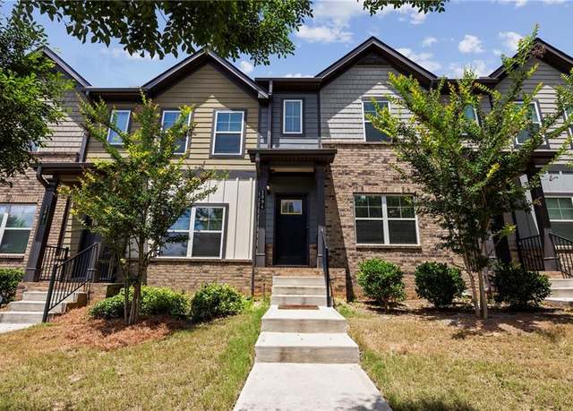 Property at 1004 Bayrose Cir, East Point, GA 30344, 2 beds, 2.5 baths