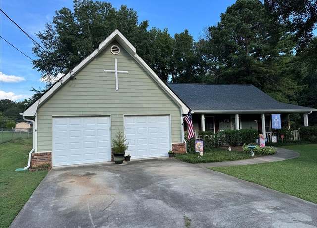Property at 4670 Cedar Brook Dr SE, Conyers, GA 30094, 3 beds, 2 baths