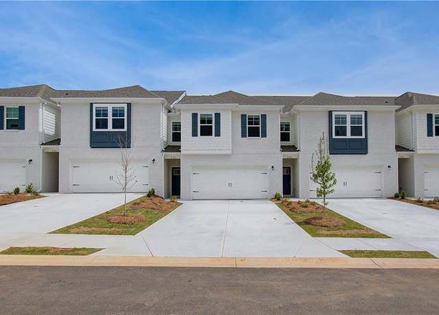 Property at 212 Sanctuary Dr, Mcdonough, GA 30253, 3 beds, 2.5 baths