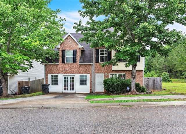 Property at 433 Pearl St, Locust Grove, GA 30248, 4 beds, 2.5 baths