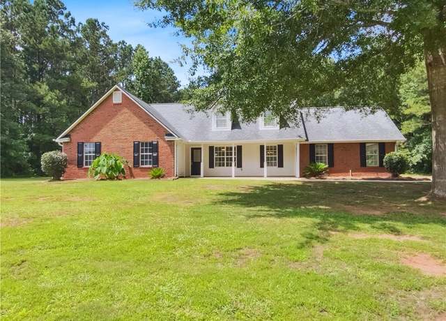Property at 1102 Ola Dale Ct, Mcdonough, GA 30252, 4 beds, 2 baths