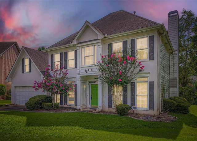 Property at 4325 Sherwood Oaks Dr, Decatur, GA 30034, 4 beds, 2.5 baths
