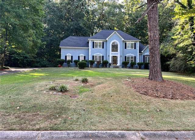 Property at 1929 Seneca Ct, Riverdale, GA 30296, 5 beds, 2.5 baths