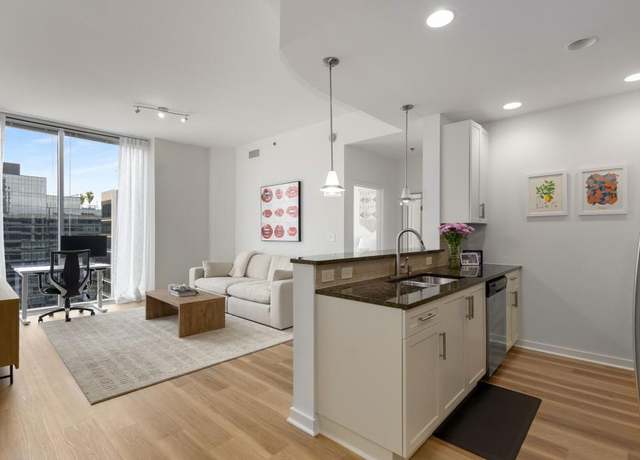 Property at 855 Peachtree St NE #2706, Atlanta, GA 30308, 1 bed, 1 bath