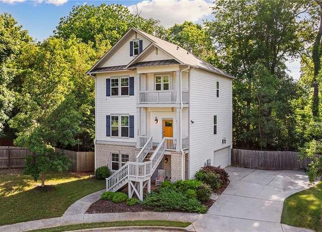 Property at 2136 Oak Knob Dr, Decatur, GA 30032, 4 beds, 3.5 baths