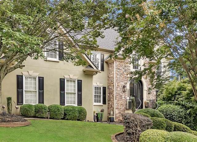 Property at 2455 Stonevalley Ln, Cumming, GA 30041, 5 beds, 3.5 baths