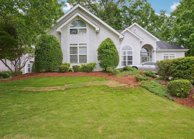 Property at 132 Eagles Club Dr, Stockbridge, GA 30281, 5 beds, 4.5 baths
