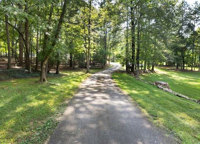 Property at 5038 Daniell Mill Rd, Winston, GA 30187, 4 beds, 3 baths