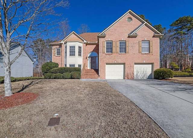 Property at 3643 Southland Dr NE, Buford, GA 30519, 5 beds, 3 baths