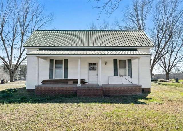 Property at 54 Adams Rd, Meansville, GA 30256, 2 beds, 1 bath