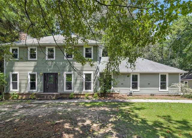 Property at 80 Oak Leaf Dr, Stockbridge, GA 30281, 4 beds, 2.5 baths