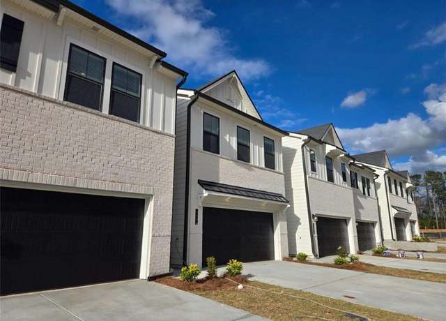 Property at 2861 Bullfrog Ln, Gainesville, GA 30507, 3 beds, 2.5 baths