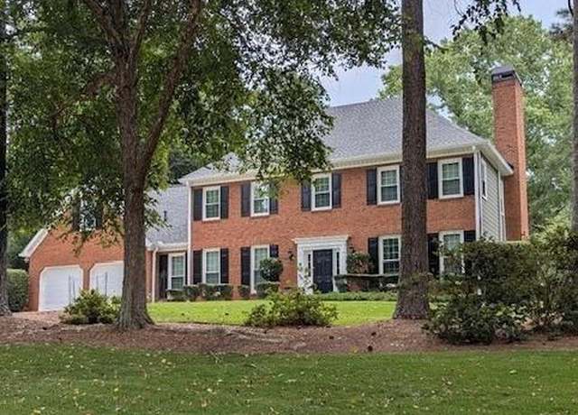 Property at 11145 Linbrook Ln, Johns Creek, GA 30097, 4 beds, 3 baths