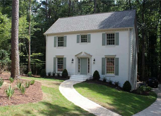 Property at 525 Persimmon Ln, Roswell, GA 30076, 3 beds, 3.5 baths