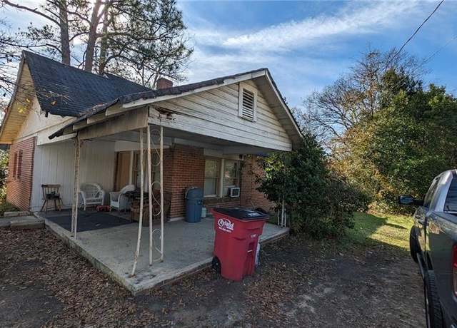 Property at 1405 Bailey Ave, Macon, GA 31204, 3 beds, 2 baths