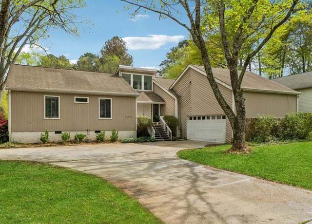 Property at 2470 Woodmere Dr, Marietta, GA 30068, 3 beds, 2.5 baths