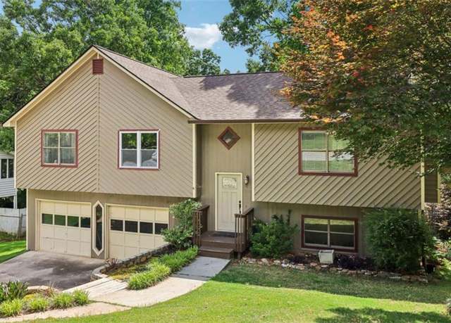 Property at 2958 Cordite Loop, Snellville, GA 30039, 5 beds, 3 baths