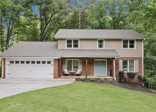 Property at 4733 Eidson Rd, Dunwoody, GA 30360, 4 beds, 3 baths