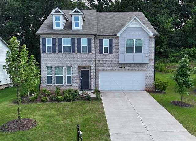 Property at 5090 Bellehurst Ln, Cumming, GA 30040, 5 beds, 3 baths